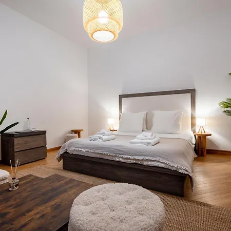 High-end In Center * בארי