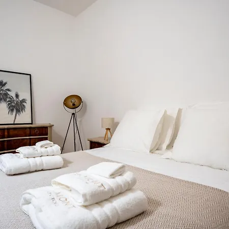 Apartment High-end In Center