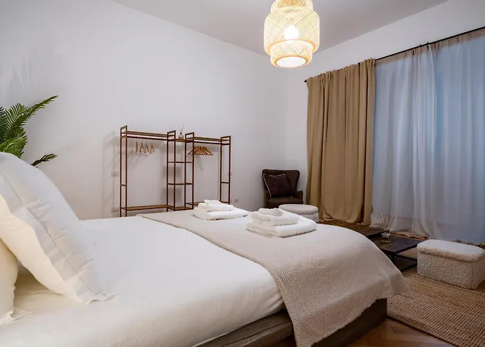 High-end In Center דירה *